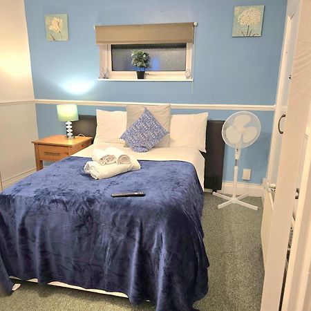 Gillings Villa -Perfect For Long & Short Stays Gillingham  Eksteriør bilde