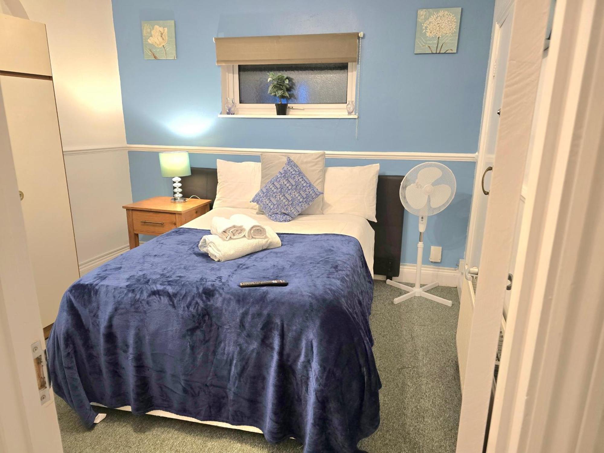 Gillings Villa -Perfect For Long & Short Stays Gillingham  Eksteriør bilde